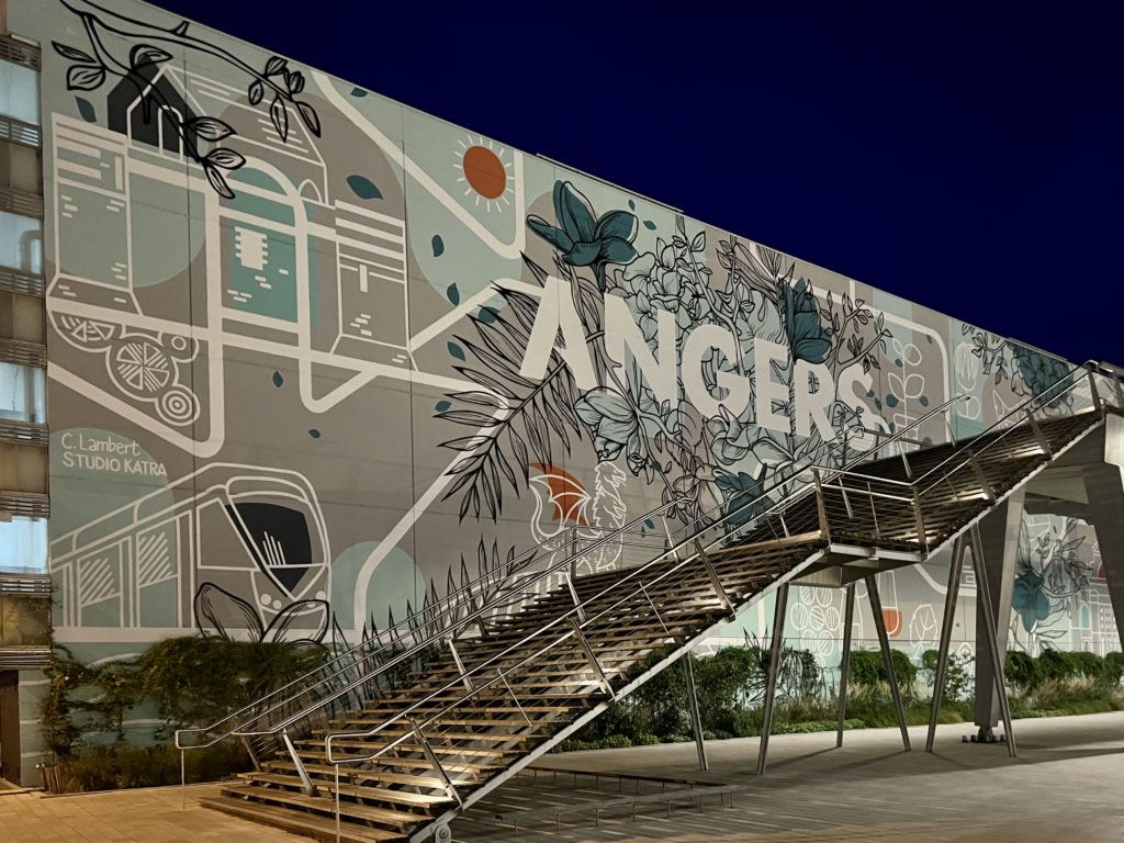 Mural next to the Angers train station